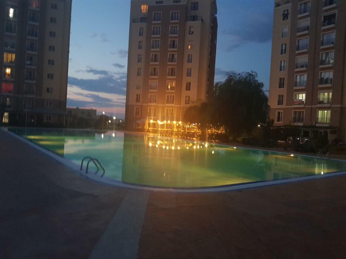 Luxury Apartment With Pool In North Bucharest Cretuleasca Extérieur photo